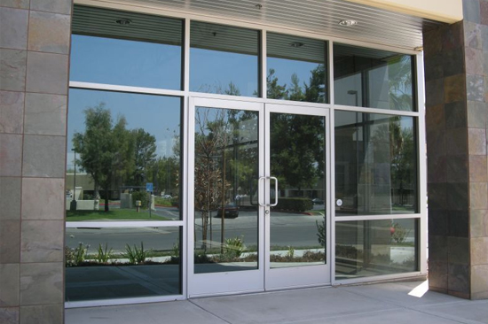 Del Aire-commercial-door-repair