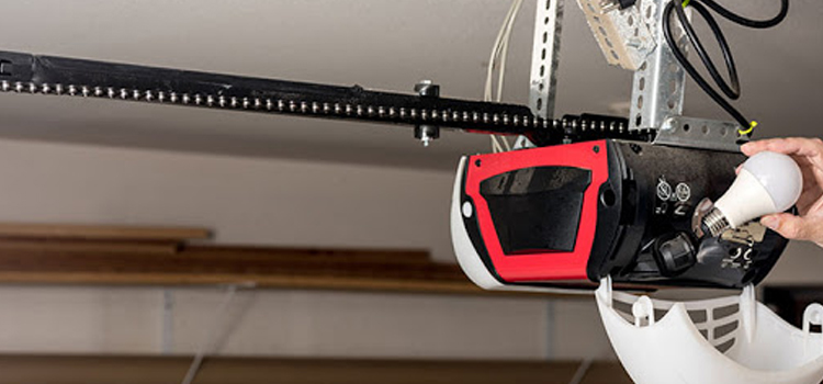 automatic garage door opener repair in Del Aire
